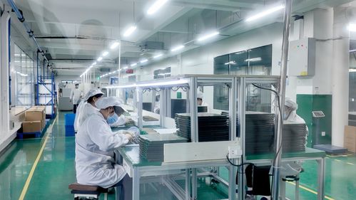 風涌山城闊 百態競相新 新縣“六新兩品”戰略下電子科技領域的技術革新與發展紀略